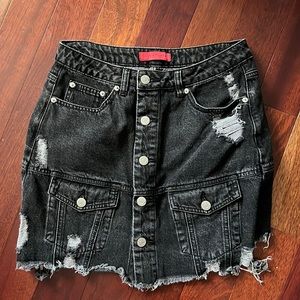 BLACK RIPPED DENIM MINI SKIRT